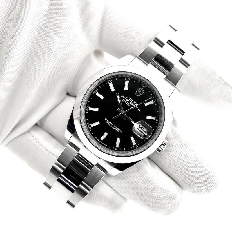 Image 13 of Rolex Datejust 41mm 'Black' 126300; Automatic men's watch