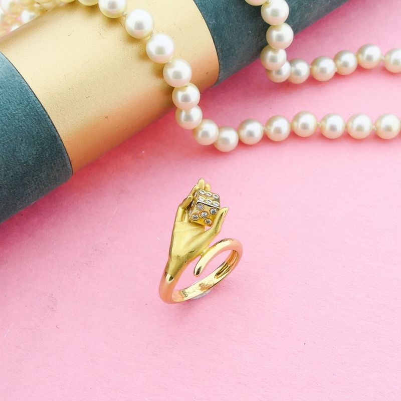 Image 10 of Carrera y Carrera vintage gold ring with diamonds; 0.20 ct.