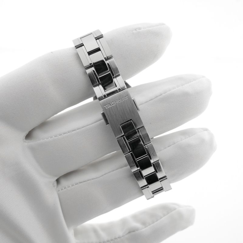 Image 13 of TAG Heuer Carrera Automatic 'Mother of Pearl' WV2411; Women's watch with diamonds