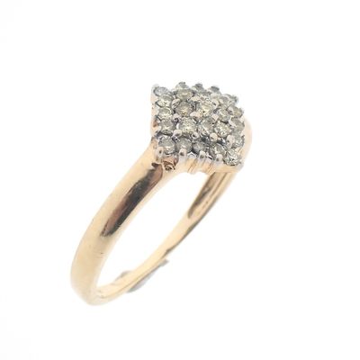 Image 1 of Gold entourage ring with diamonds | 0.25 ct.