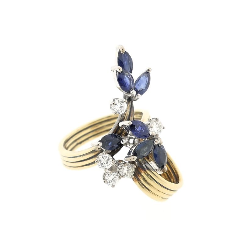 Image 5 of Gold ring with sapphire and diamond | 0.35 ct.