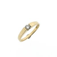 Gold solitaire ring with diamond; 0.25 ct.