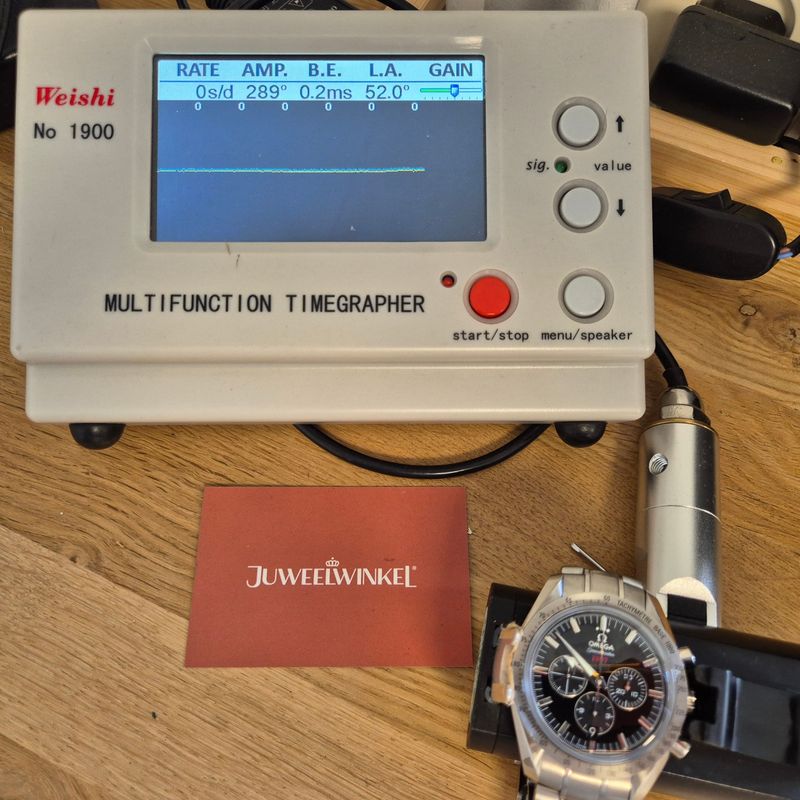 Image 15 of Omega Speedmaster Broad Arrow 321.10.42.50.01.001; Automatic Men's Watch