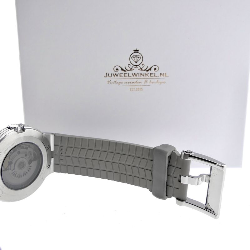 Image 13 of Porsche Design 'Flat Six'; Automatic men's watch