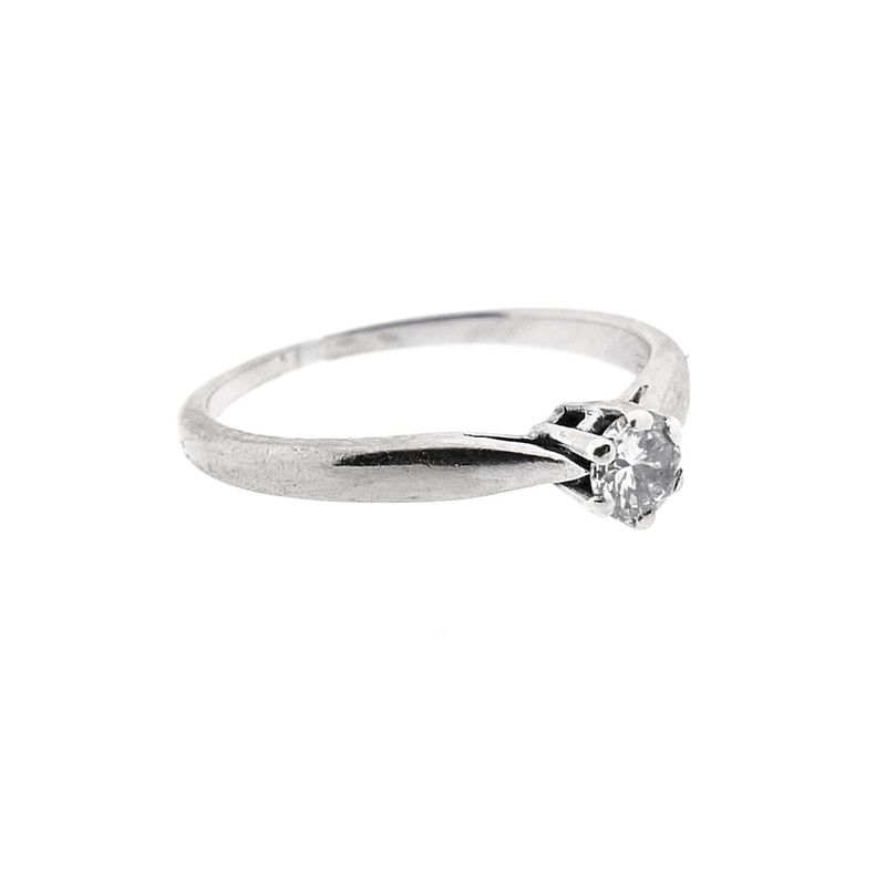 Image 5 of White gold solitaire ring with diamond; 0.18 ct.