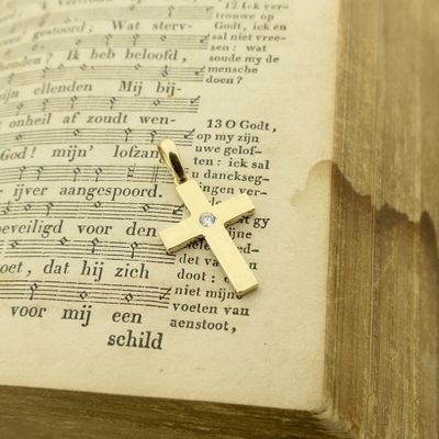 Image 2 of Gold cross with zirconia