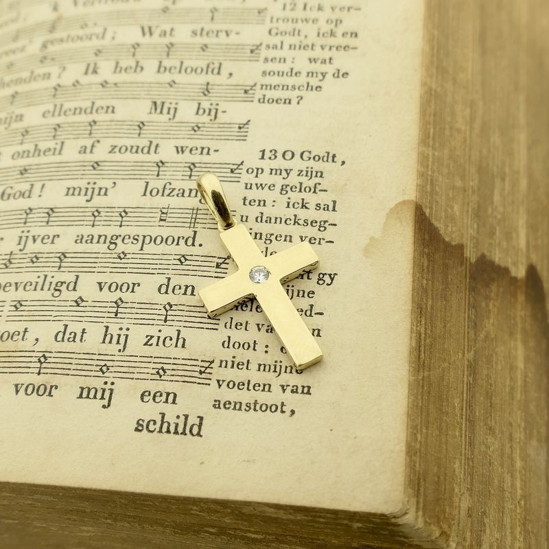 Image 2 of Gold cross with zirconia