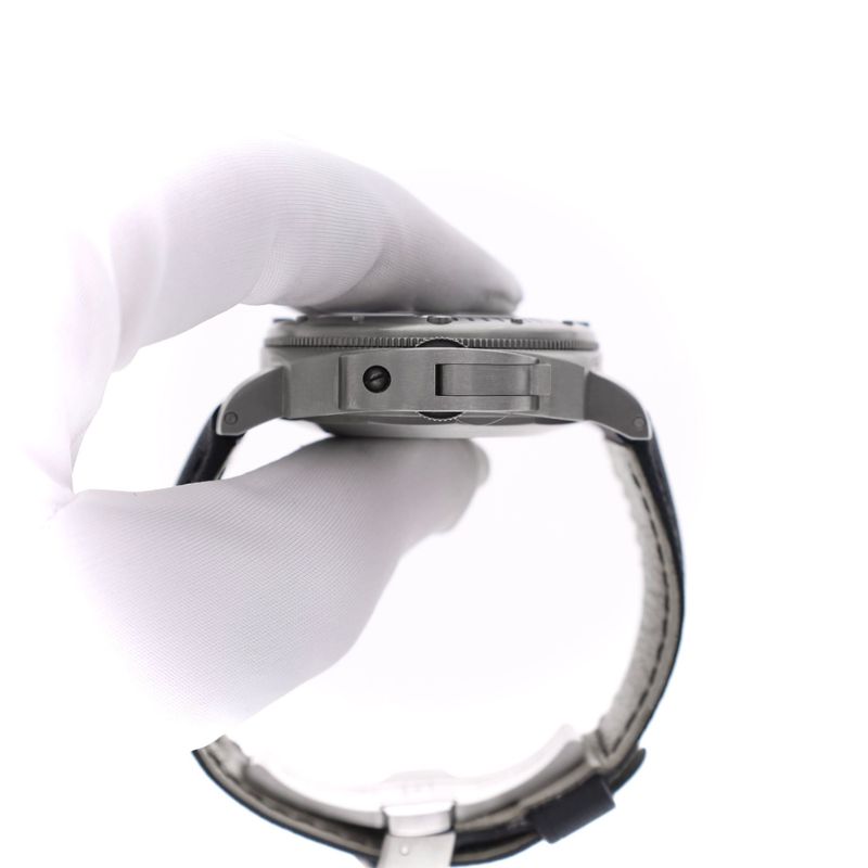 Image 11 of Panerai Luminor Submersible 44mm Titanium PAM00025; Automatic Watch