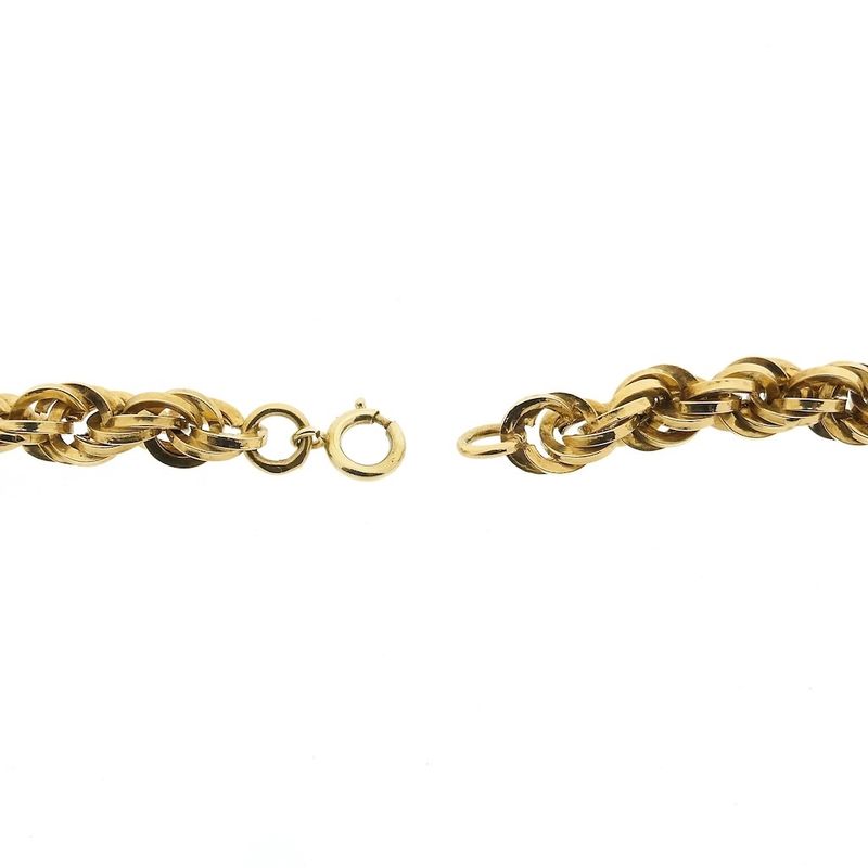 Image 5 of Gold twisted link chain