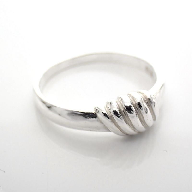 Image 3 of Silver ladies ring