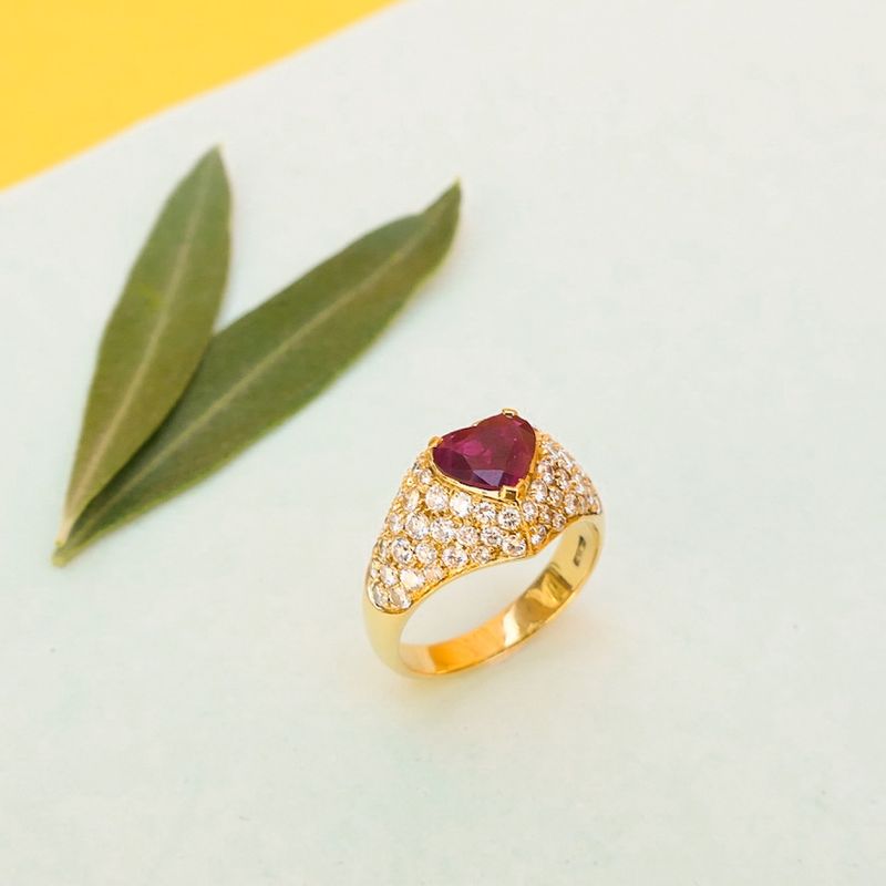Image 6 of 18-karat gold ring with ruby ​​and diamonds | Approx. 1.00 ct.