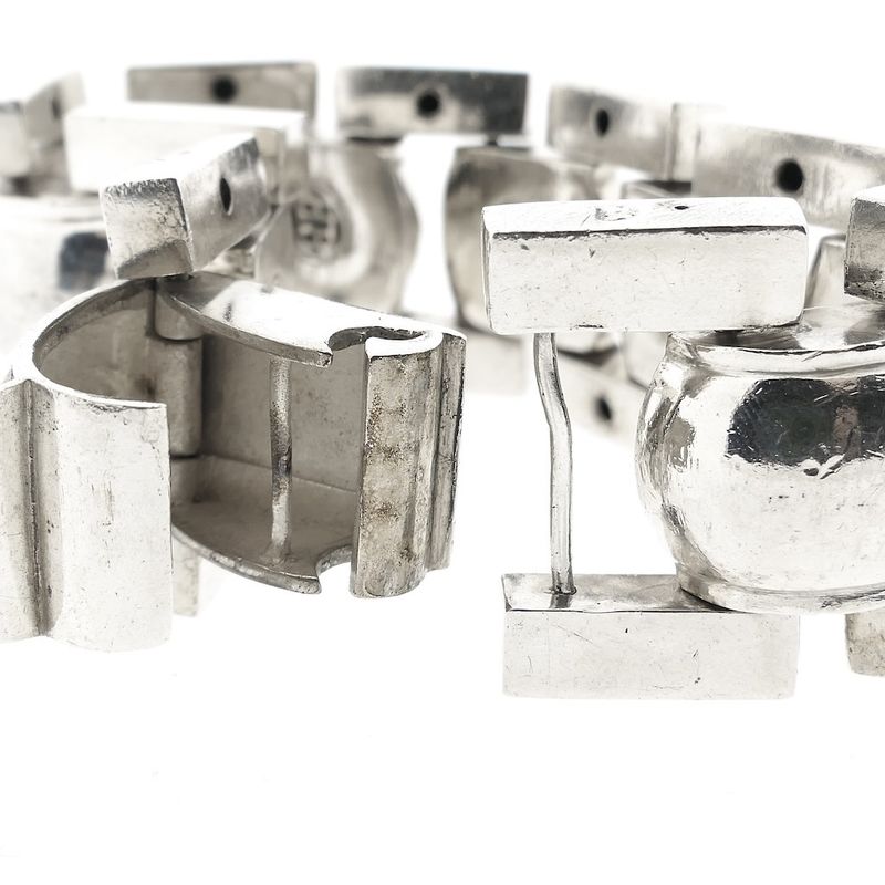 Image 9 of Silver Buddha to Buddha bracelet; Batul