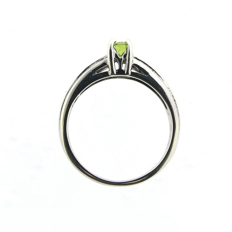 Image 5 of 9 carat solitaire ring with peridot
