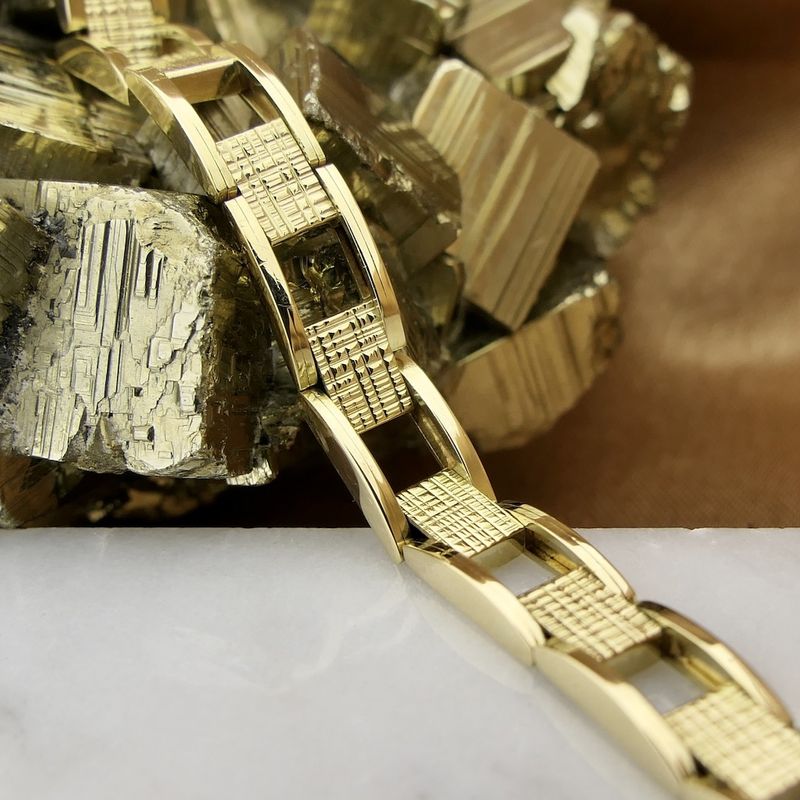 Image 2 of Golden fantasy link bracelet.