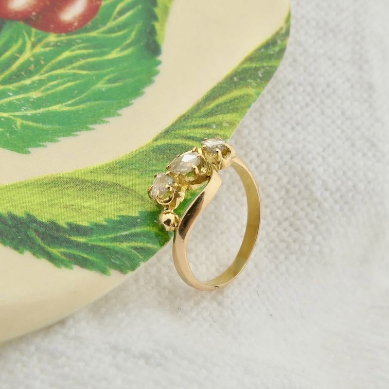 Image 8 of Gold ring with diamonds; Approx. 0.15 ct.