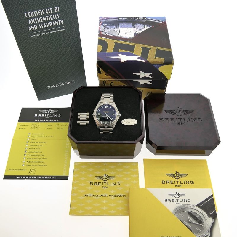 Image 4 of Breitling Aerospace Titanium E65062; Analog/digital men's watch