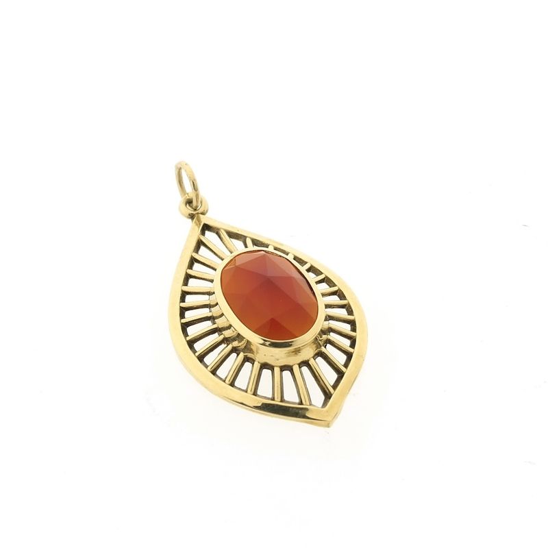 Image 4 of Vintage gold pendant with carnelian
