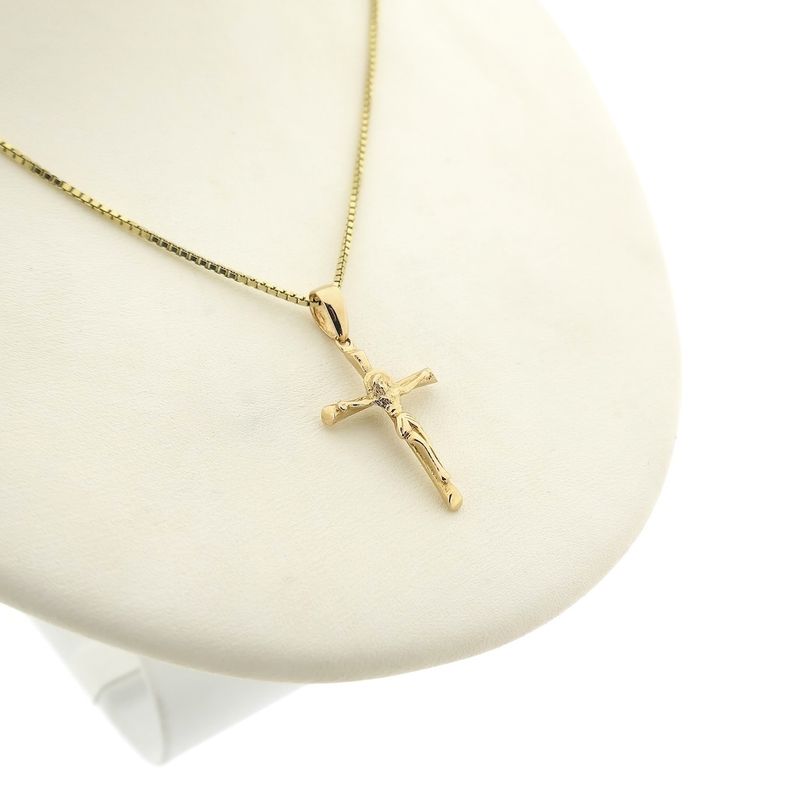 Image 3 of Gold pendant of a cross with corpus