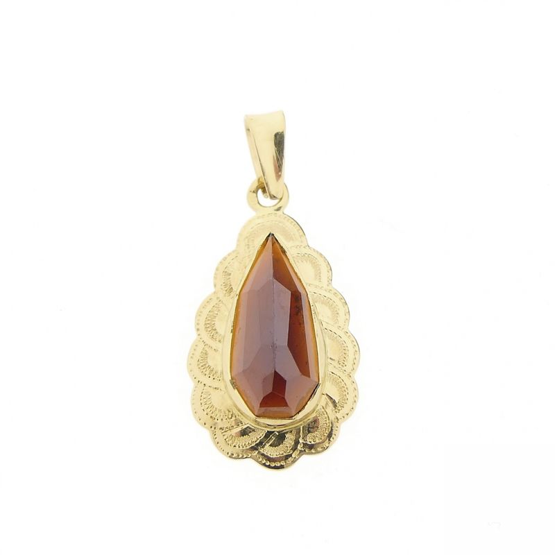 Image 1 of Vintage gold pendant with garnet
