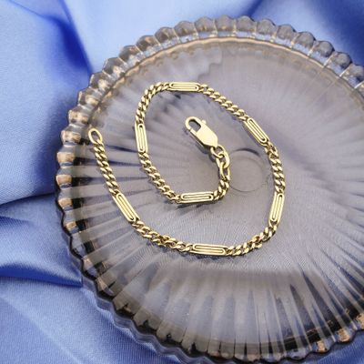 Image 2 of Gold gourmet link bracelet