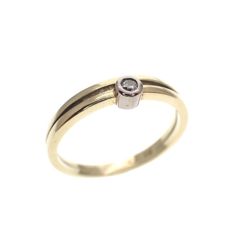 Image 1 of Vintage gold solitaire ring with diamond; 0.03 ct.