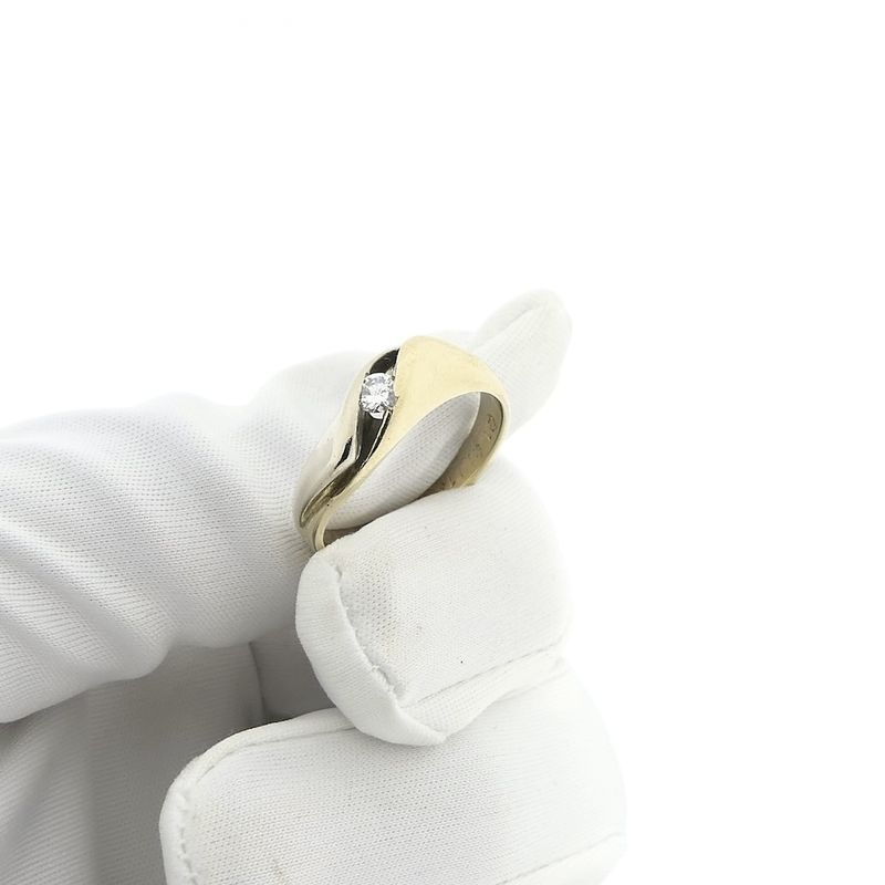 Image 9 of Two-tone gold solitaire ring with diamond