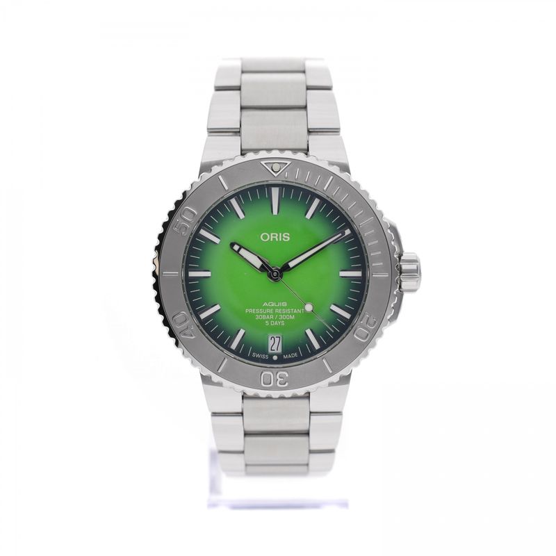 Image 5 of Oris Aquis 'Payoon Ltd.' Automatic Watch