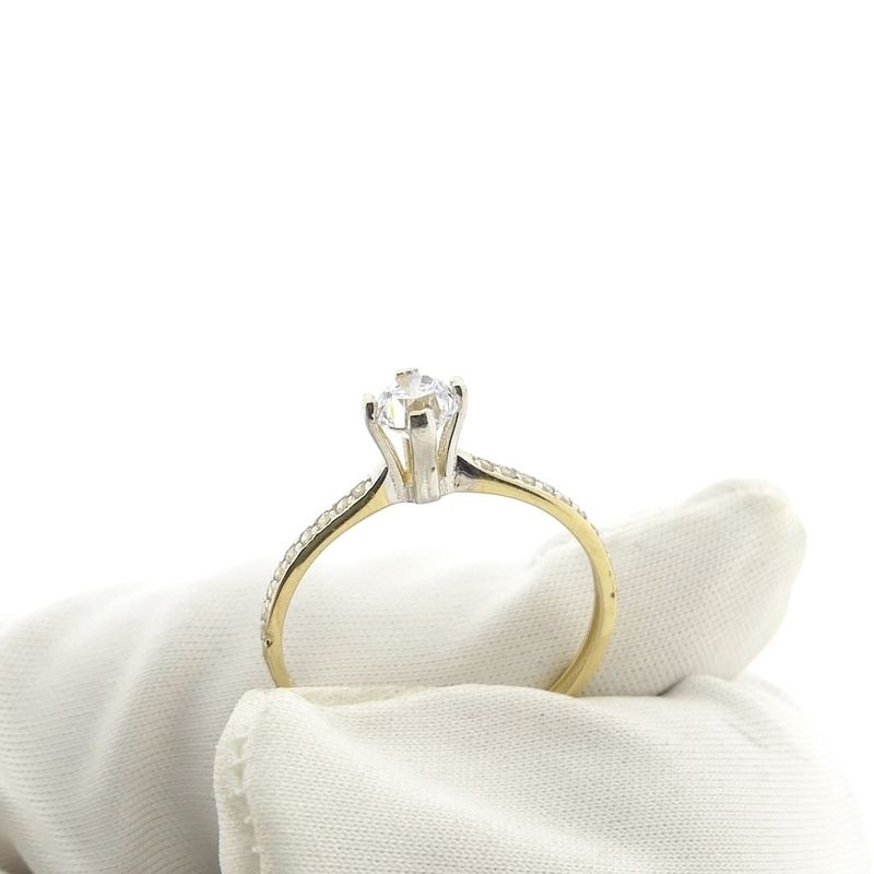 Image 7 of Gold engagement ring with zirconia