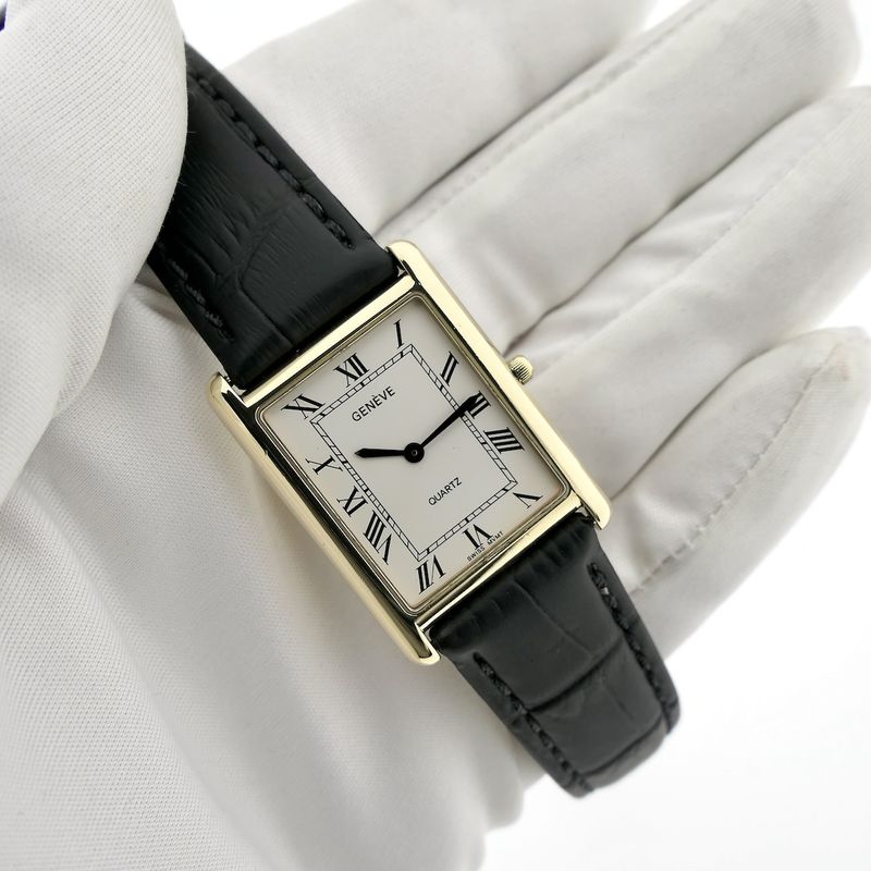 Image 7 of Geneva Tank 'Large'; Vintage 9k. watch