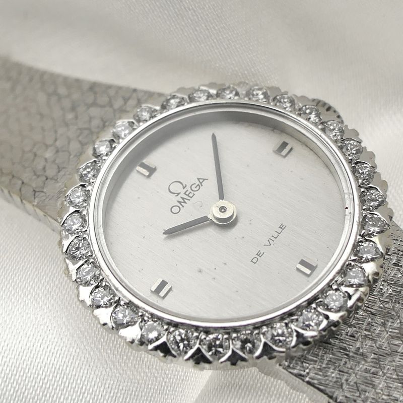 Image 15 of Omega De Ville 'Cocktail Watch'; 18k white gold women's watch with diamonds