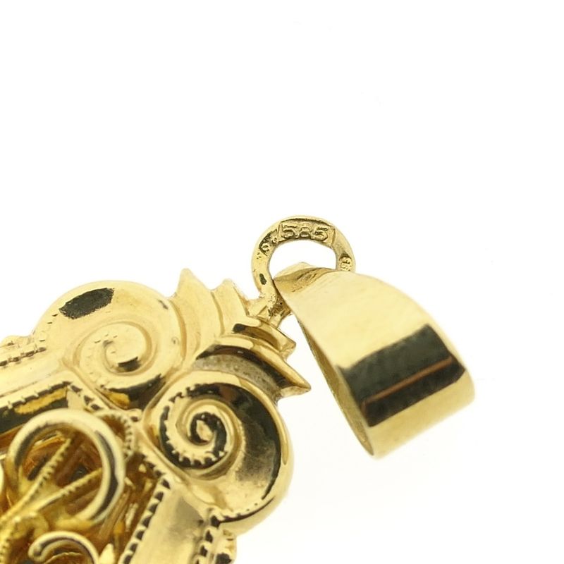 Image 8 of Antique gold pendant with blood coral.