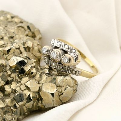 Image 2 of Bicolor Gold Ring with Diamond; 0.19 ct.