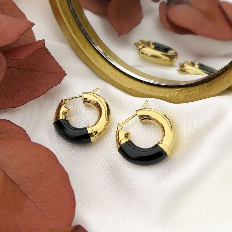 Image 2 of Gold hoop earrings with black enamel | Ø 20.5 mm
