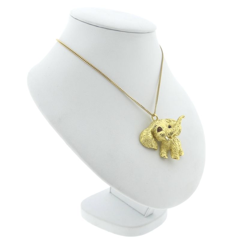 Image 9 of Gold pendant of an elephant with carnelian