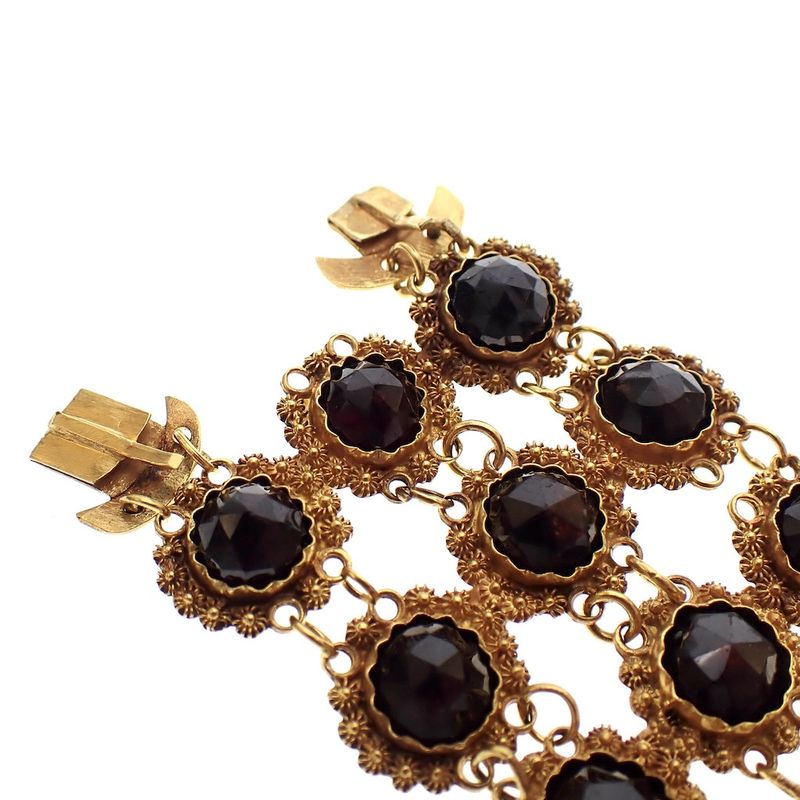 Image 3 of Antique gold bracelet with garnet stones.