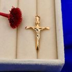 Image 2 of Bicolor gold pendant of a cross with corpus