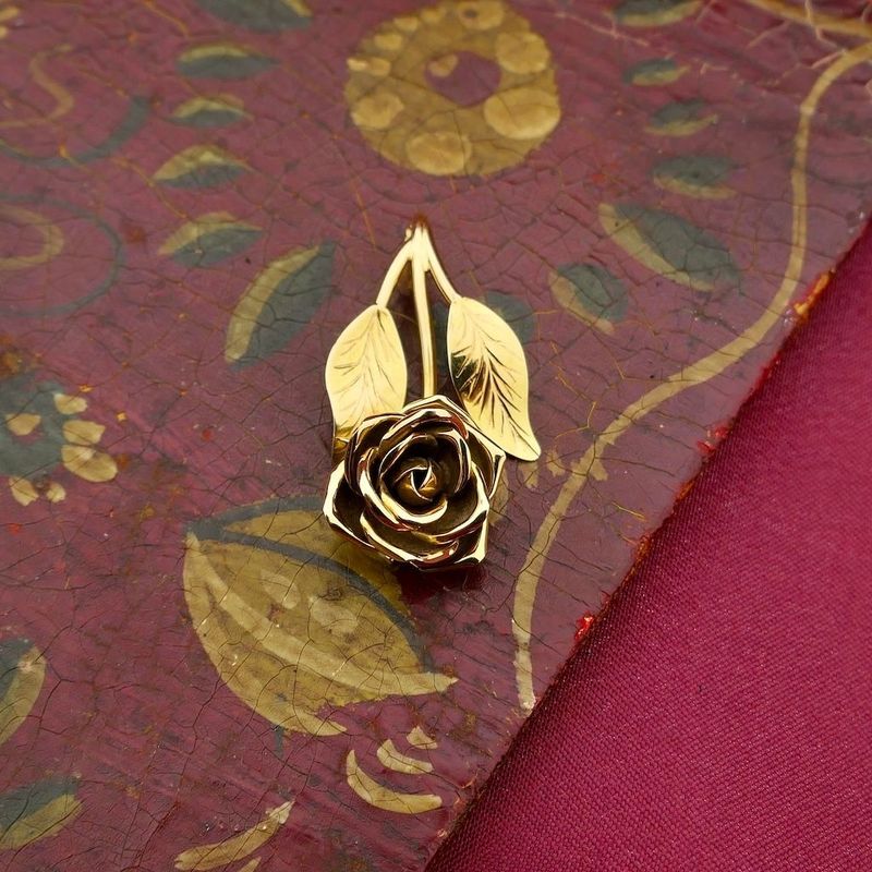 Image 2 of Vintage gold pendant of a rose with leaves
