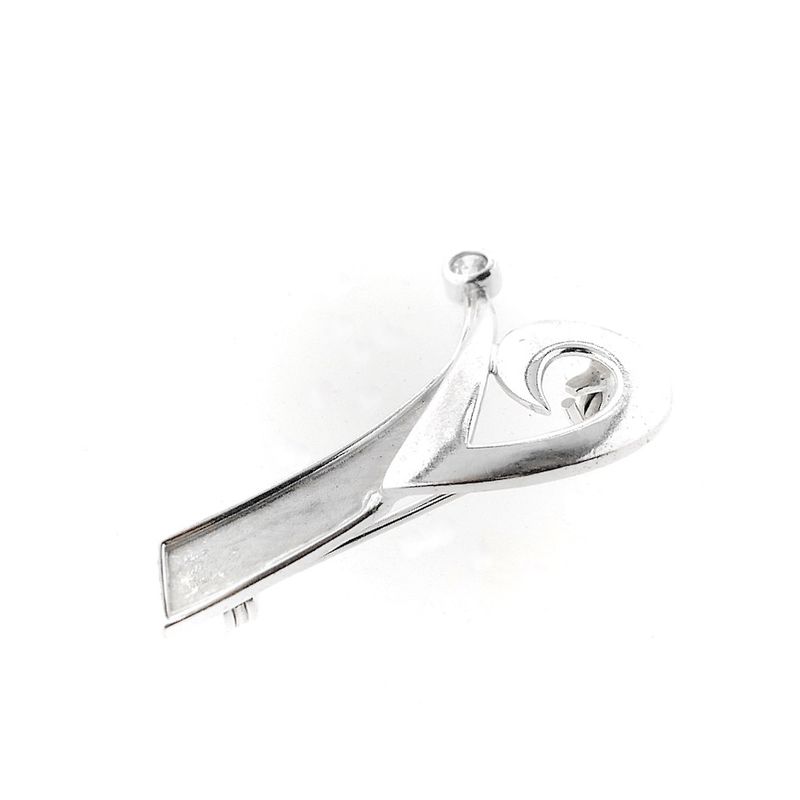 Image 2 of Silver fantasy brooch with zirconia