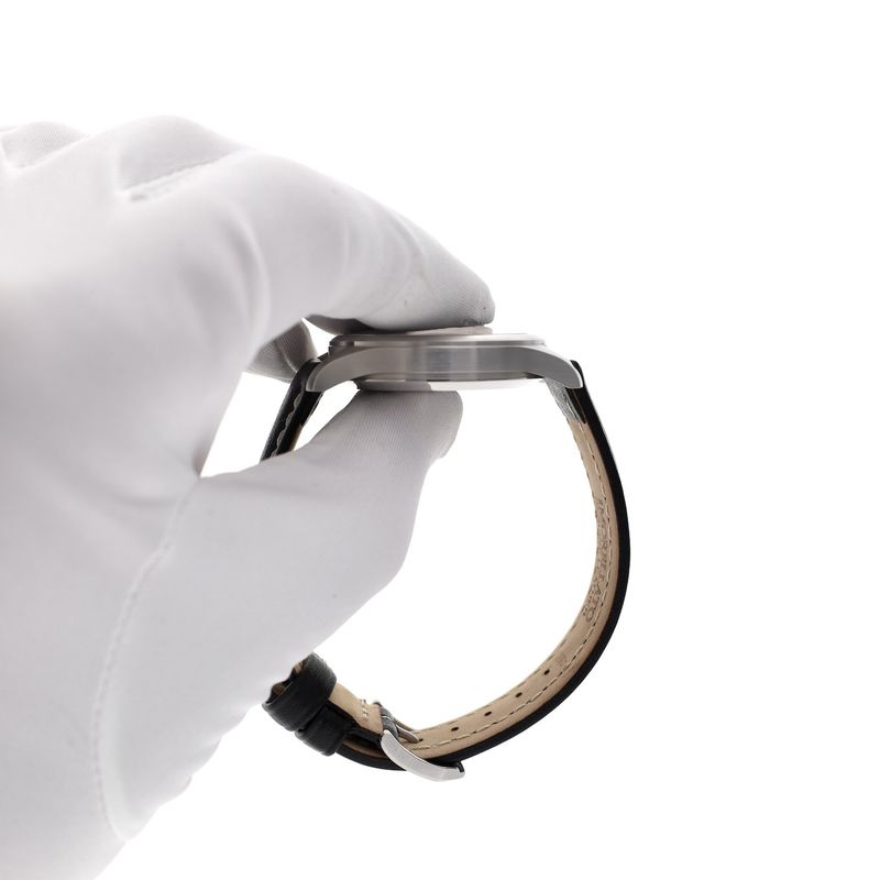 Image 6 of IWC Pilot Chronograph IW3741; Chronograph watch