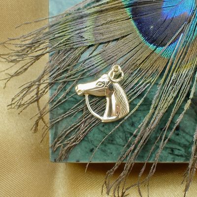 Image 2 of Gold pendant of a horse