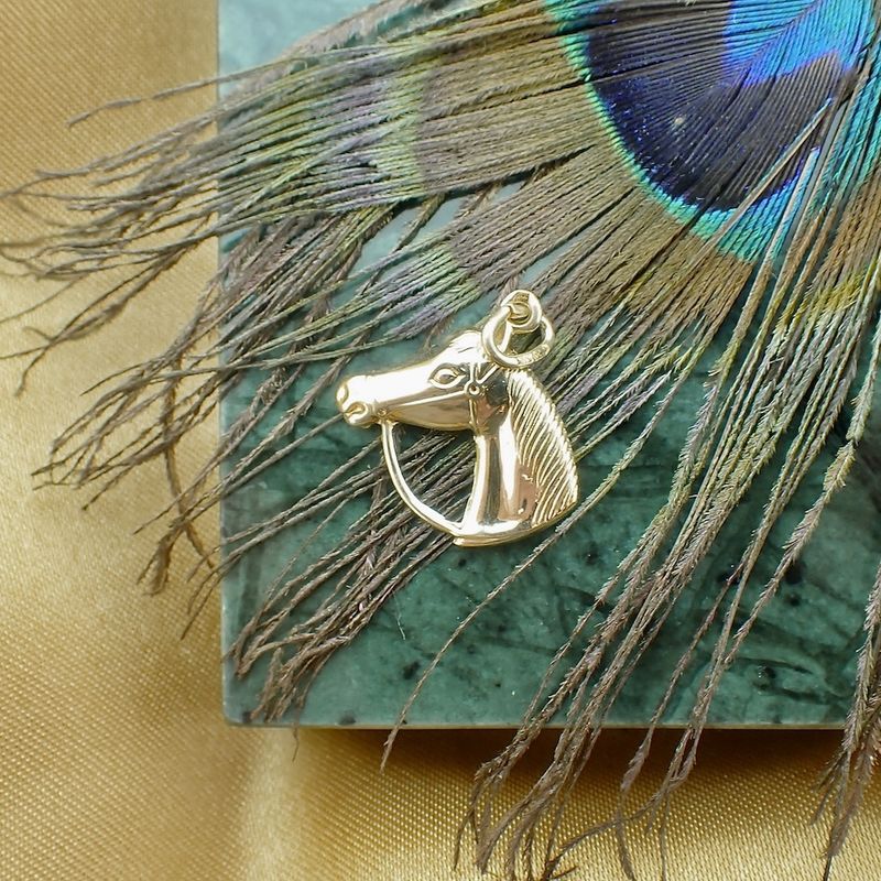 Image 2 of Gold pendant of a horse