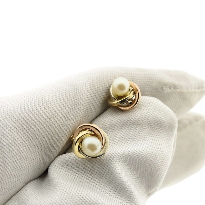 Image 4 of Tricolor gold stud earrings with pearl