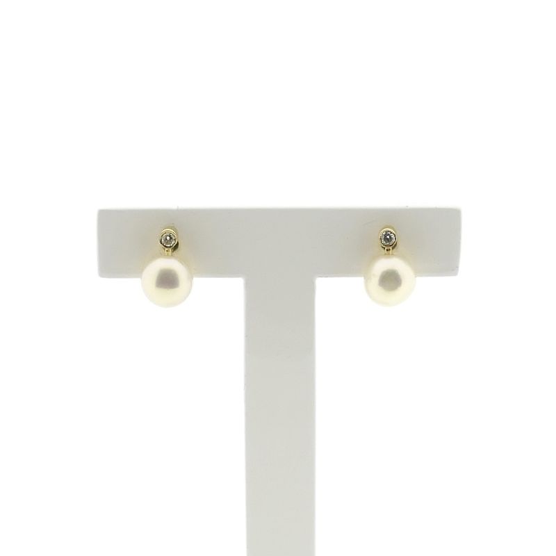 Image 1 of Gold stud earrings with pearl and diamond 0.05 ct.
