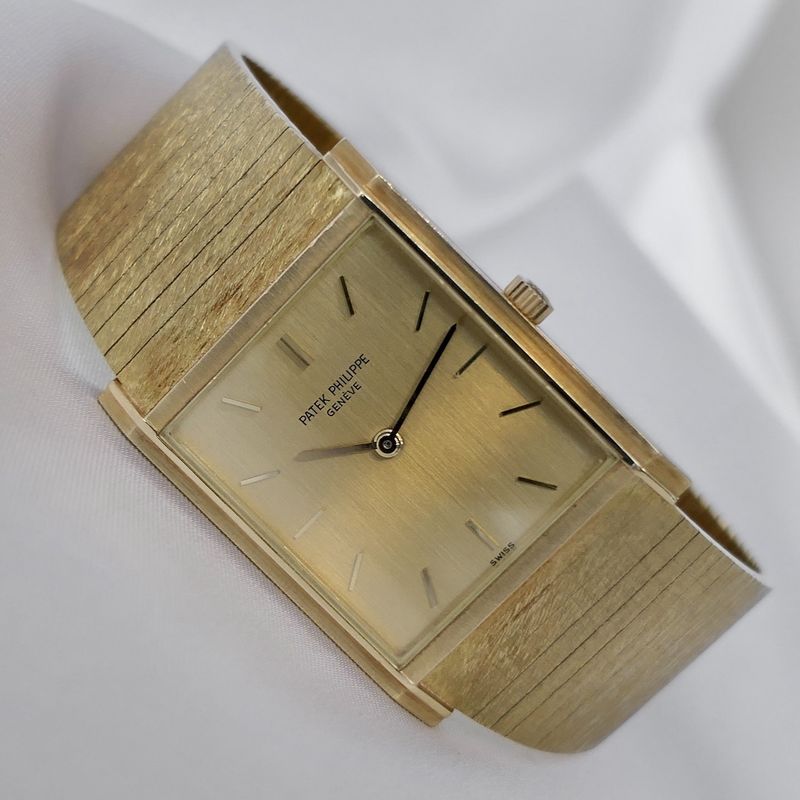 Image 5 of Patek Philippe Gondolo; 18k gold men's watch with papers from 1966
