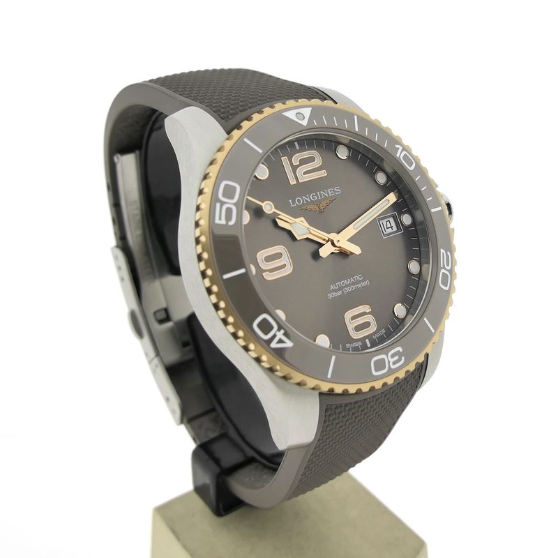 Image 3 of Longines Hydroconquest Ceramic 39mm; Automatic watch