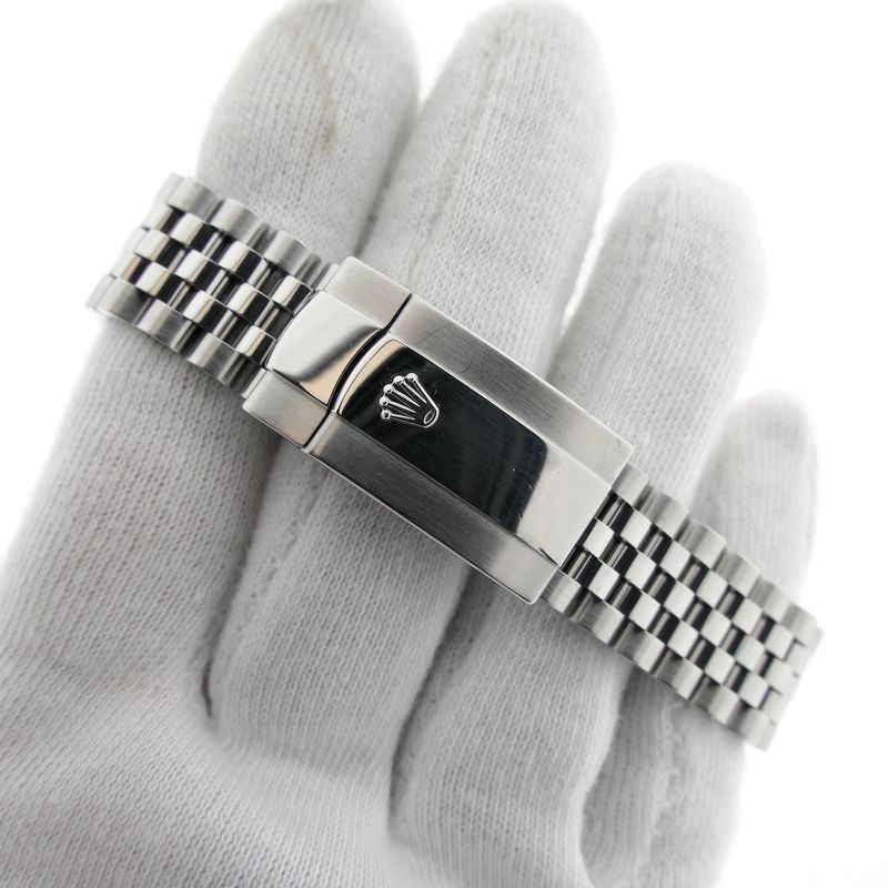 Image 14 of Rolex Datejust 41mm 'Rhodium' 126300; Automatic men's watch