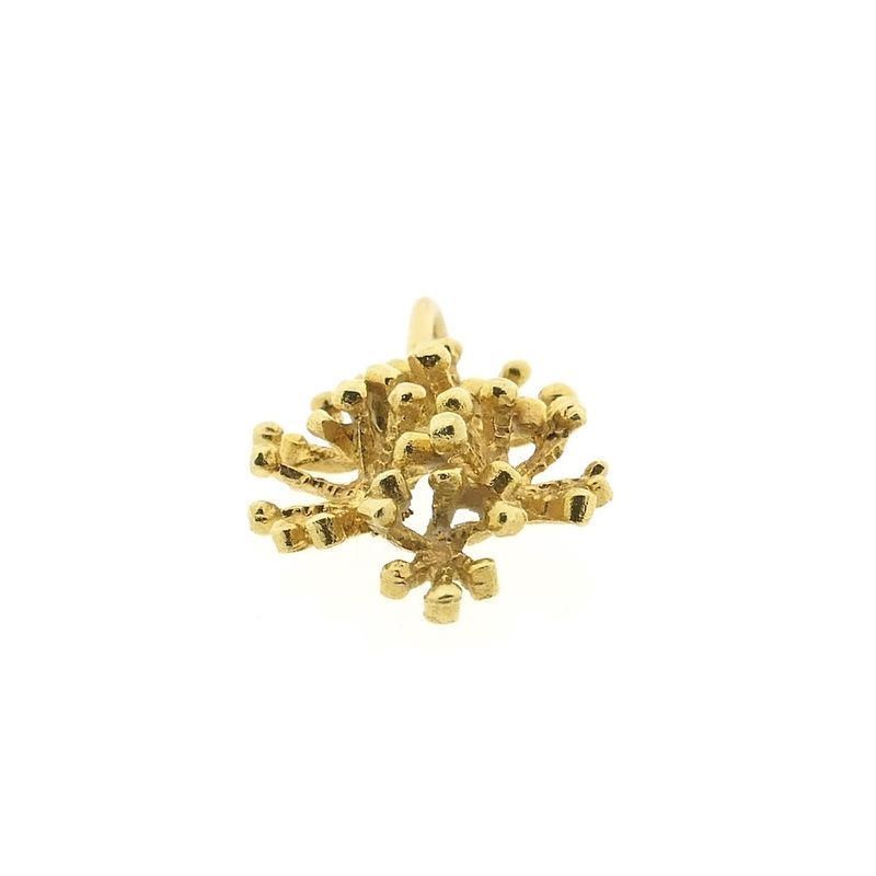 Image 11 of Gold pendant | Coral