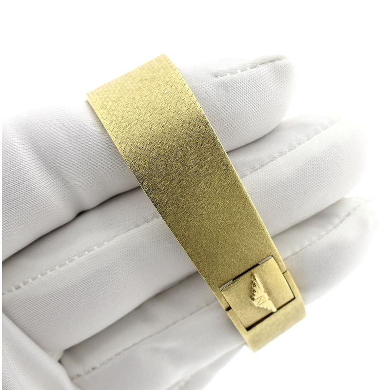 Image 14 of Longines Wittnauer Classic 'Onyx & Diamonds'; 18k gold watch