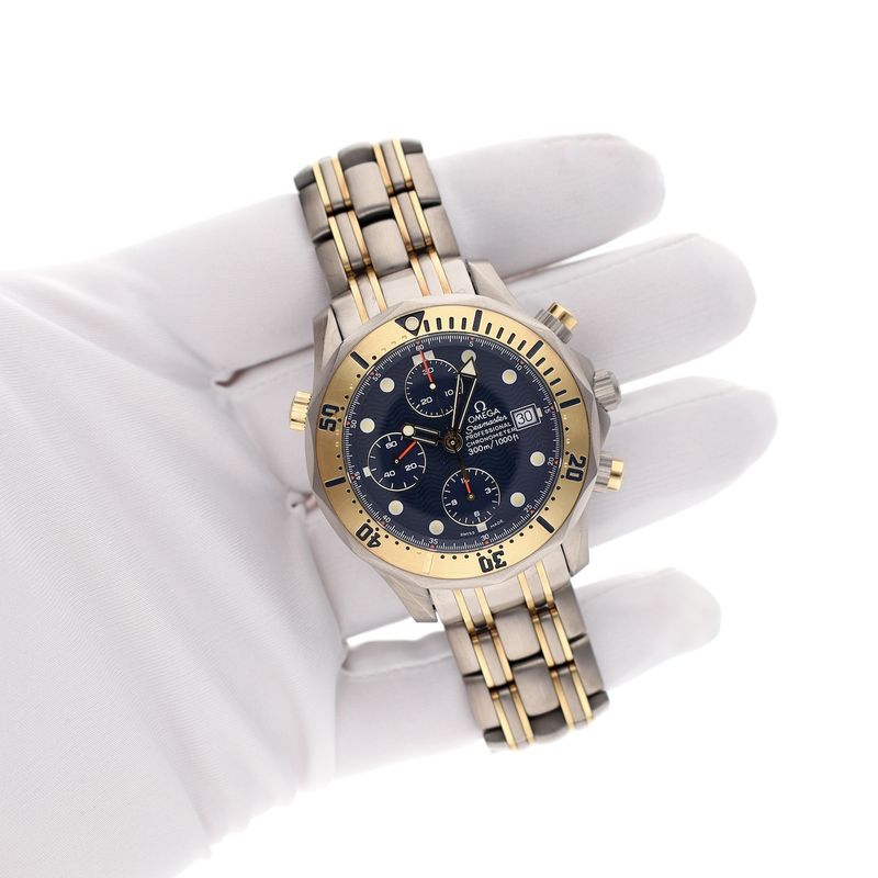 Image 14 of Omega Seamaster Chronograph 300m 2297.80.00; Yellow gold/titanium men's watch