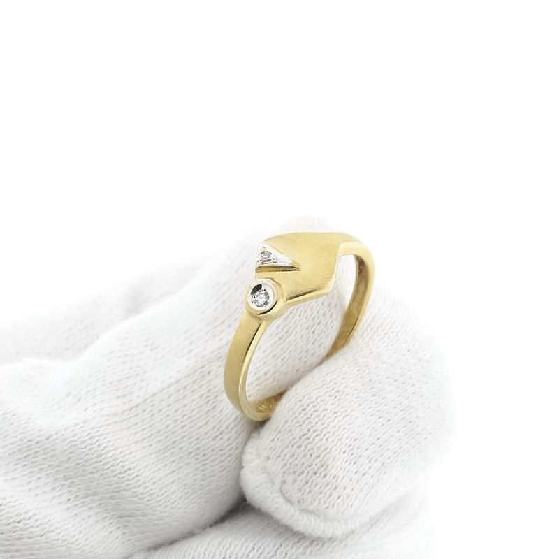 Image 9 of 8 carat ring with diamonds; 0.02 ct.